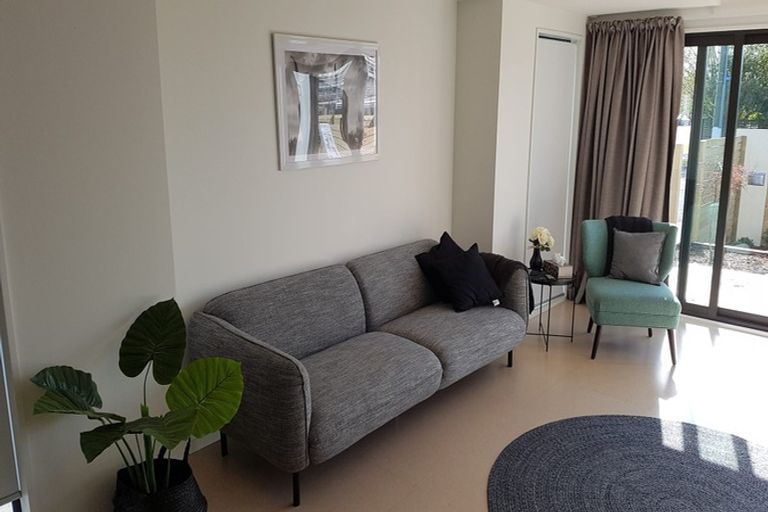 Photo of property in 1/176 Edgeware Road, Edgeware, Christchurch, 8013