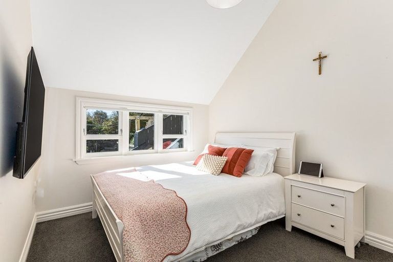 Photo of property in 27 Princess Terrace, Newtown, Wellington, 6021