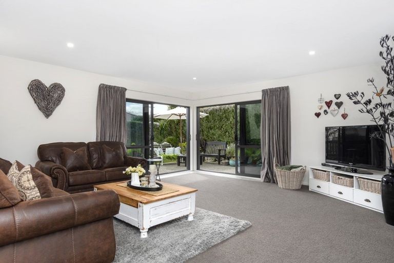 Photo of property in 3 Gumtree Lane, Omokoroa, 3114