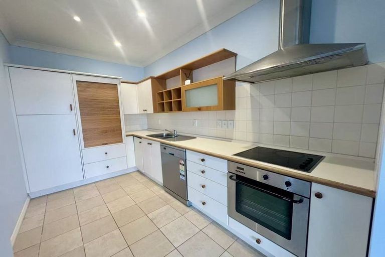 Photo of property in 2b/11 London Street, Hamilton Central, Hamilton, 3204