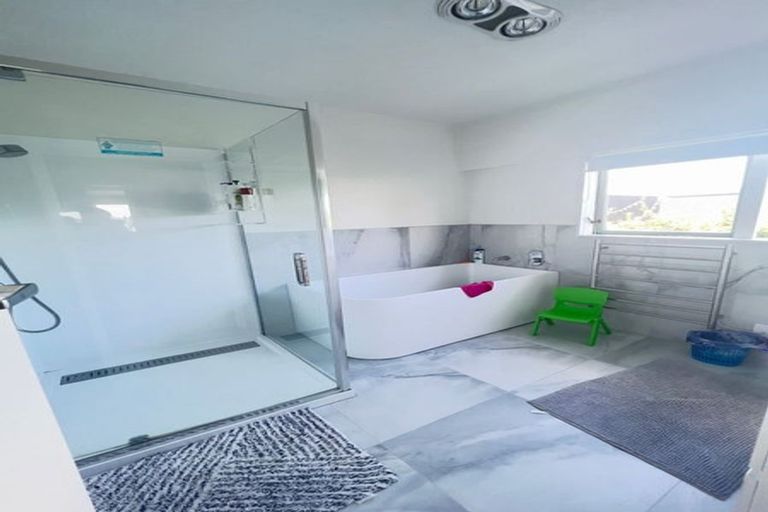 Photo of property in 83 Fisher Parade, Sunnyhills, Auckland, 2010