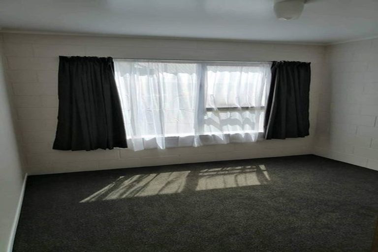 Photo of property in 5a Rennell Street, Frankleigh Park, New Plymouth, 4310