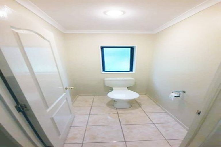 Photo of property in 19 Carnelian Court, Westgate, Auckland, 0614