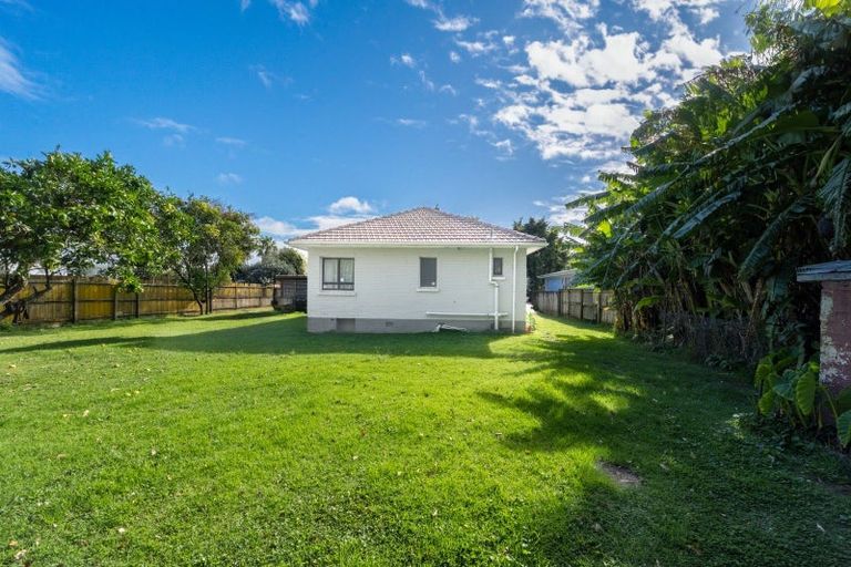 Photo of property in 13 Fulton Crescent, Otara, Auckland, 2023