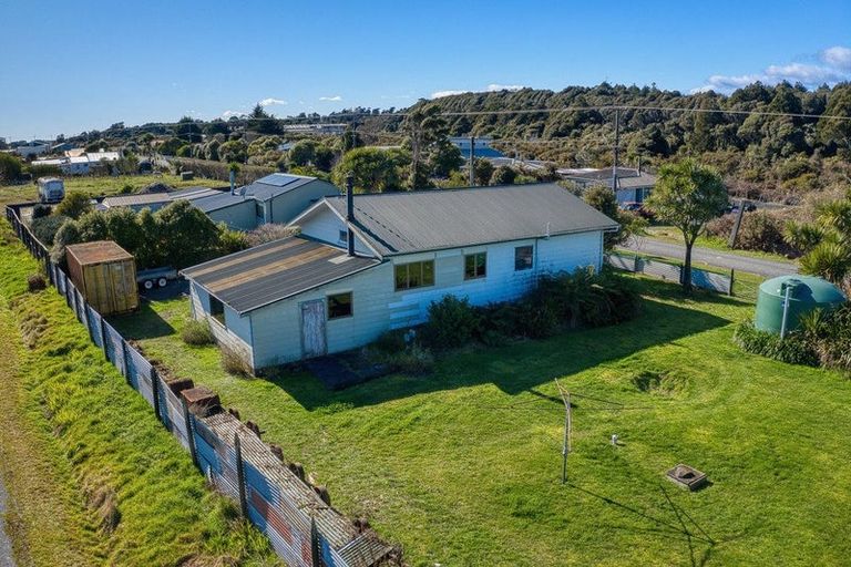 Photo of property in 11 Butlers Road, Ruatapu, Hokitika, 7883
