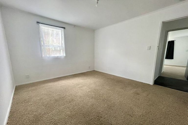 Photo of property in 741 East Coast Road, Browns Bay, Auckland, 0630