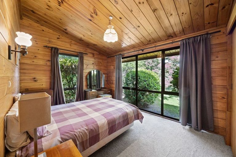 Photo of property in 24 Heuchan Lane, Wanaka, 9305