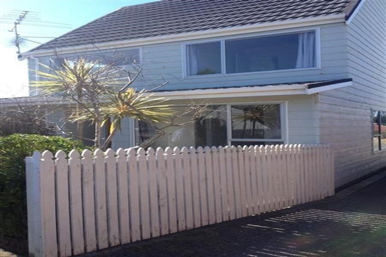 Photo of property in 8a Alister Way, Churton Park, Wellington, 6037