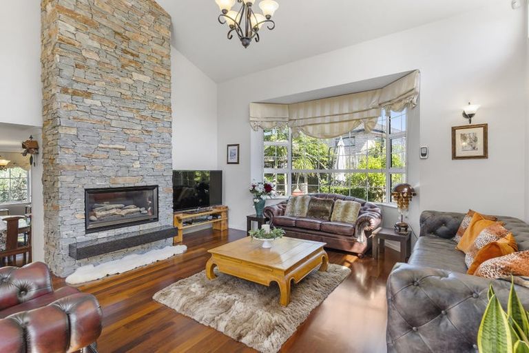 Photo of property in 74 Travis View Drive, Fairview Heights, Auckland, 0632