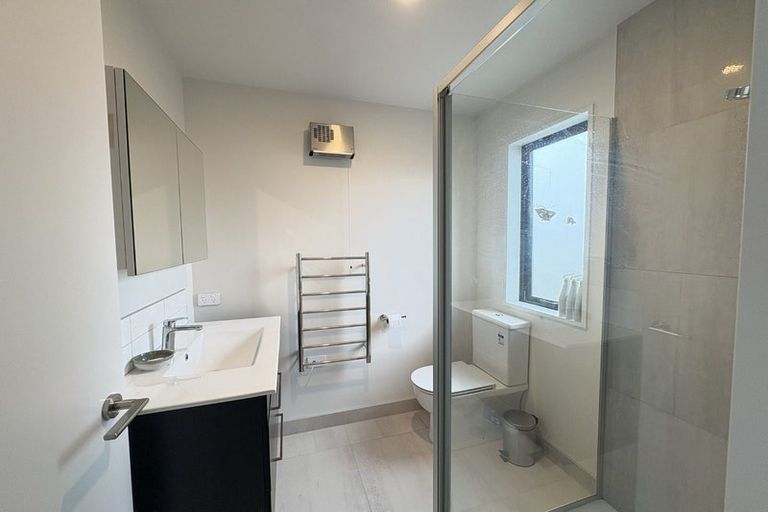 Photo of property in 2/112 Burke Street, Sydenham, Christchurch, 8023