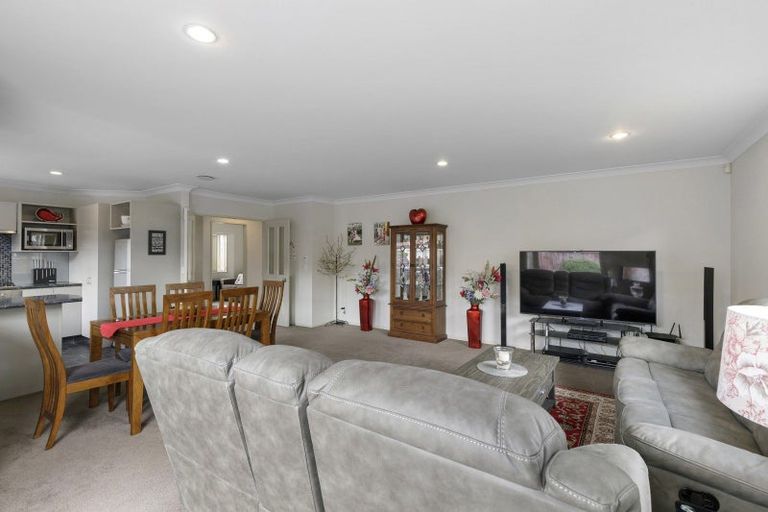 Photo of property in 8 Louis Street, Trentham, Upper Hutt, 5018