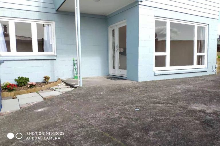 Photo of property in 10 Kereru Street, Henderson, Auckland, 0612