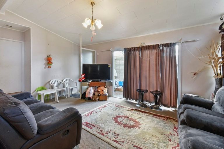 Photo of property in 1/30 Avis Avenue, Papatoetoe, Auckland, 2025