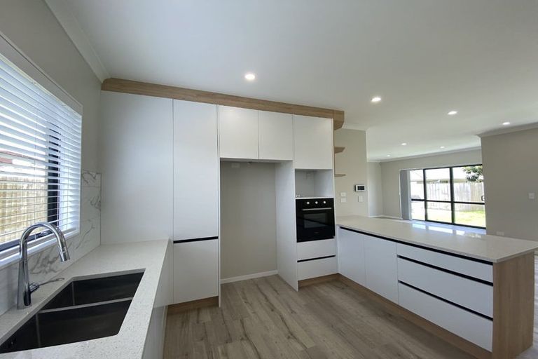 Photo of property in 37 King Street, Waiuku, 2123