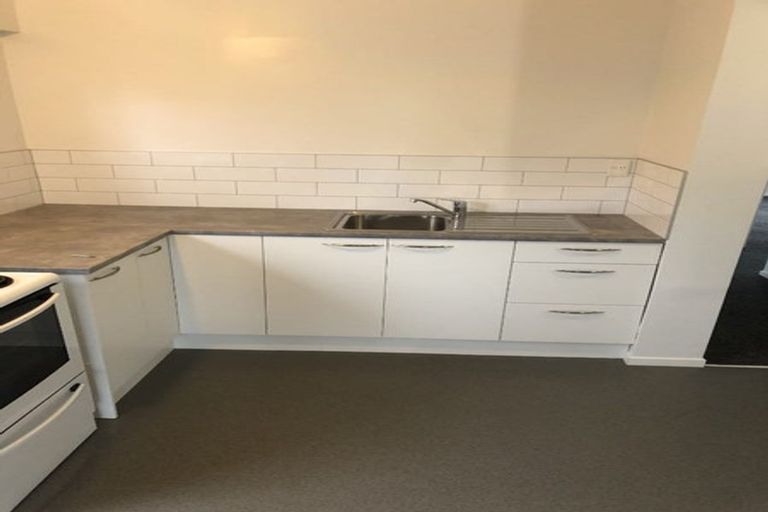 Photo of property in 6 Lynette Place, Mangere, Auckland, 2022