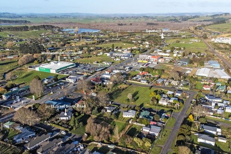 Photo of property in 71 Great South Road, Pokeno, 2402
