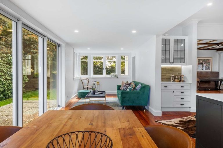 Photo of property in 5 Parkes Avenue, Saint Johns Hill, Whanganui, 4501