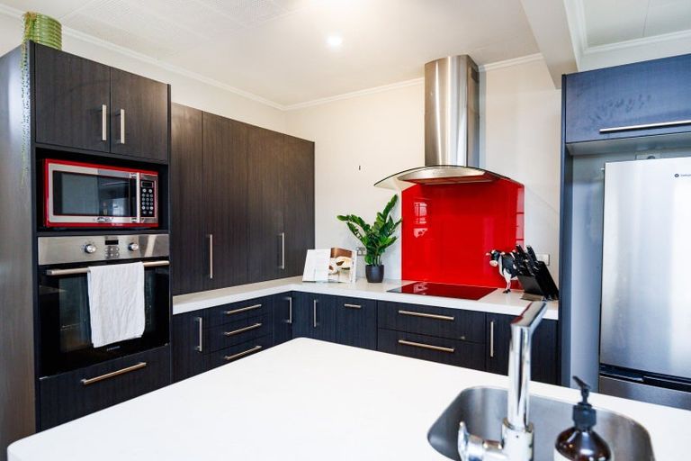 Photo of property in 88a Brightwater Terrace, Terrace End, Palmerston North, 4410