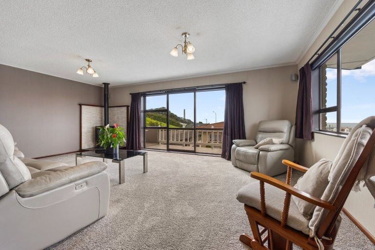 Photo of property in 73b South Road, Blagdon, New Plymouth, 4310