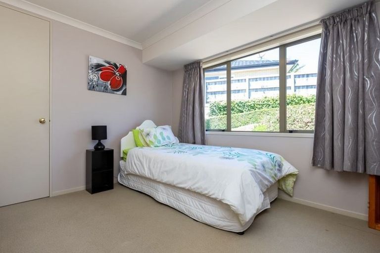 Photo of property in 22 Waipuna Place, Rototuna, Hamilton, 3210