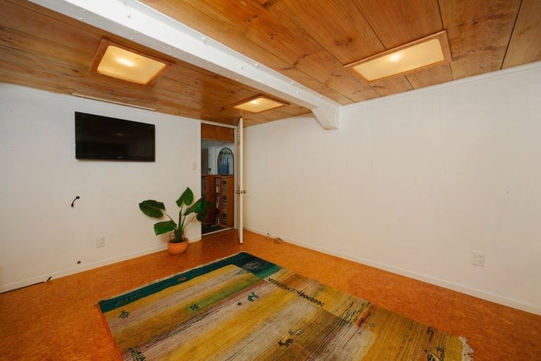Photo of property in 17 Makura Road, Goose Bay, Kaikoura, 7374