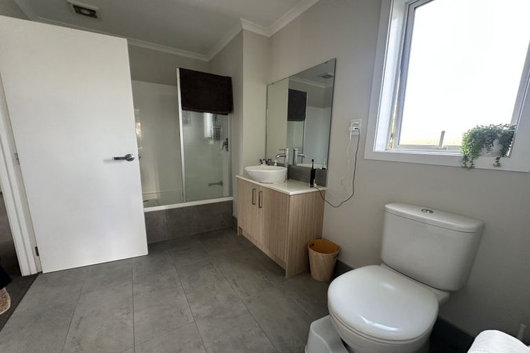 Photo of property in 11 Adamson Road, Flat Bush, Auckland, 2019