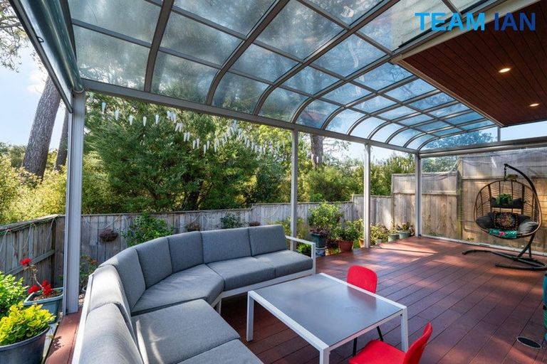 Photo of property in 73a Granville Drive, Massey, Auckland, 0614