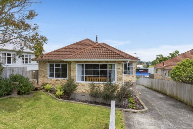 Photo of property in 8 Prospect Terrace, Pukekohe, 2120