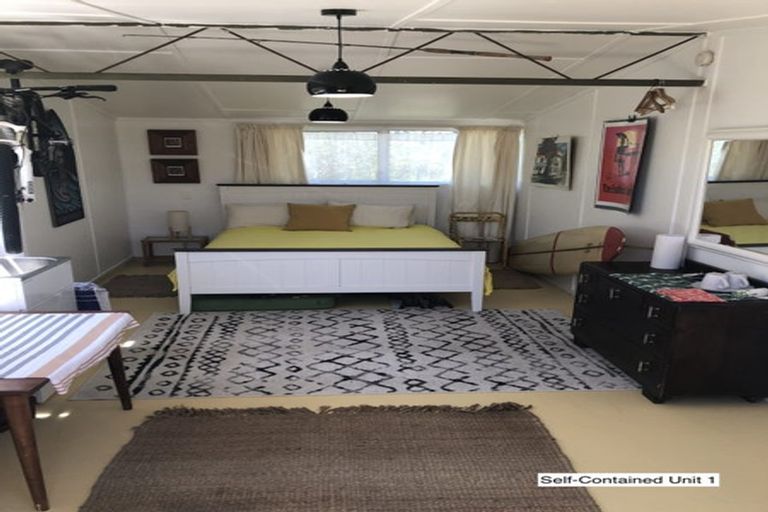 Photo of property in 349 Pukehina Parade, Pukehina, Te Puke, 3189
