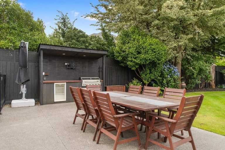 Photo of property in 52 Regent's Park Drive, Casebrook, Christchurch, 8051