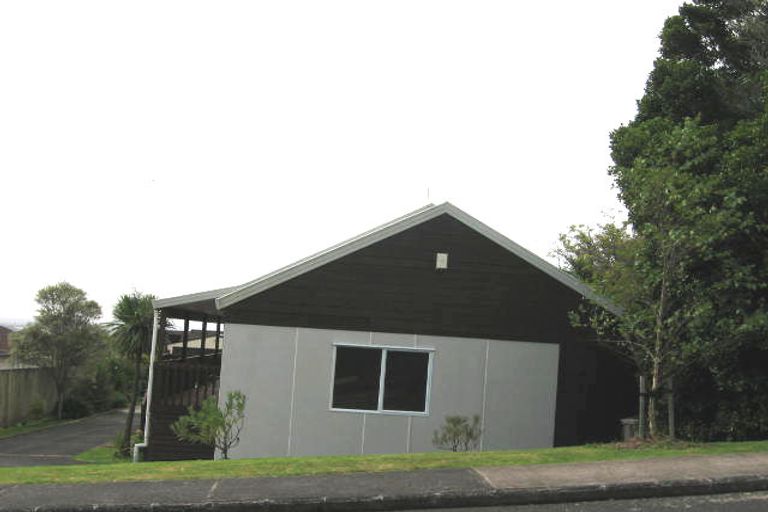 Photo of property in 1/185 Glengarry Road, Glen Eden, Auckland, 0602