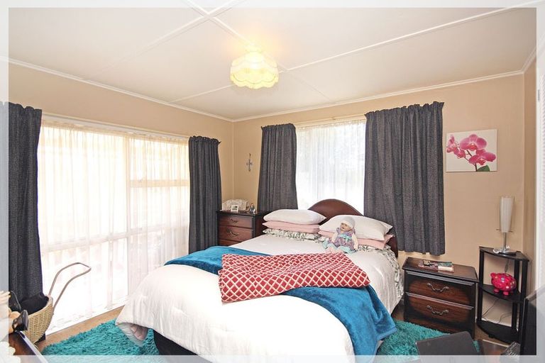 Photo of property in 40 Cook Street, Foxton, 4814