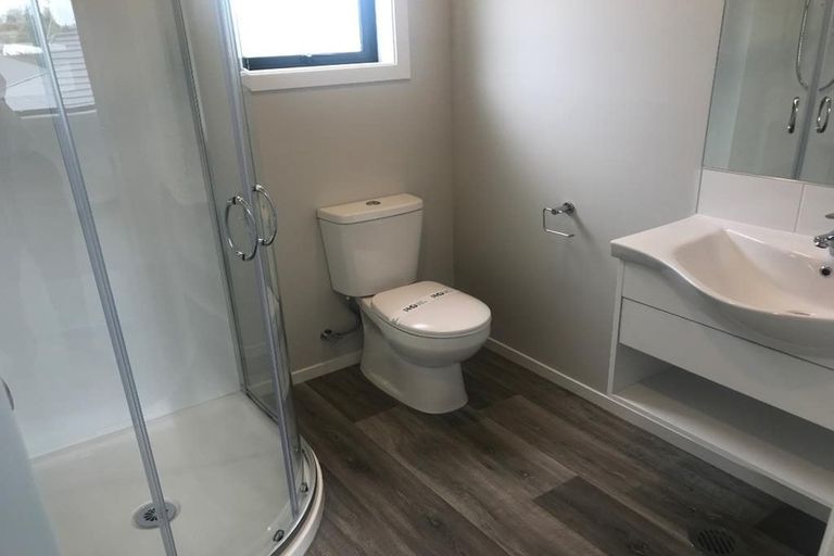 Photo of property in 2u6 Lambert Court, Glenview, Hamilton, 3206