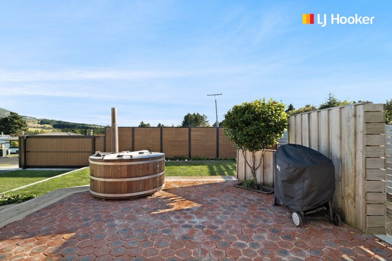 Photo of property in 28 Delta Drive, Waldronville, Dunedin, 9018