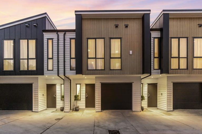 Photo of property in 37 Corunna Road, Milford, Auckland, 0620