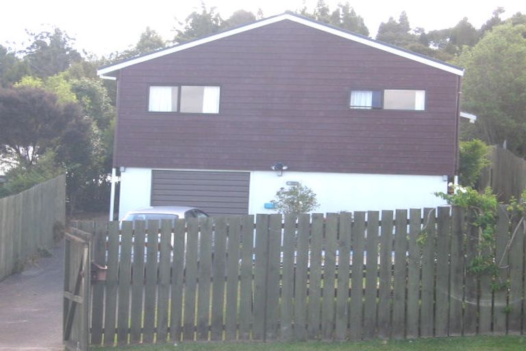 Photo of property in 1/25 Heathglen Place, Bayview, Auckland, 0629
