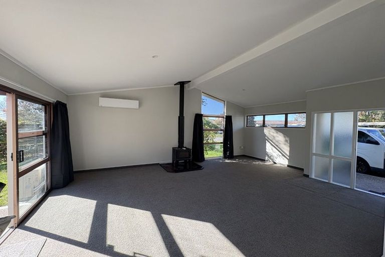 Photo of property in 39 Upham Crescent, Taradale, Napier, 4112