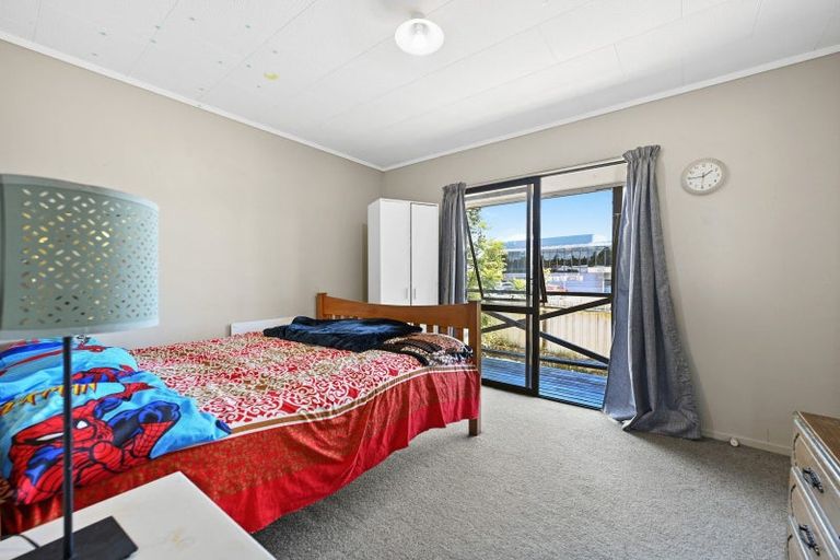Photo of property in 1 Silkwood Lane, Melville, Hamilton, 3206