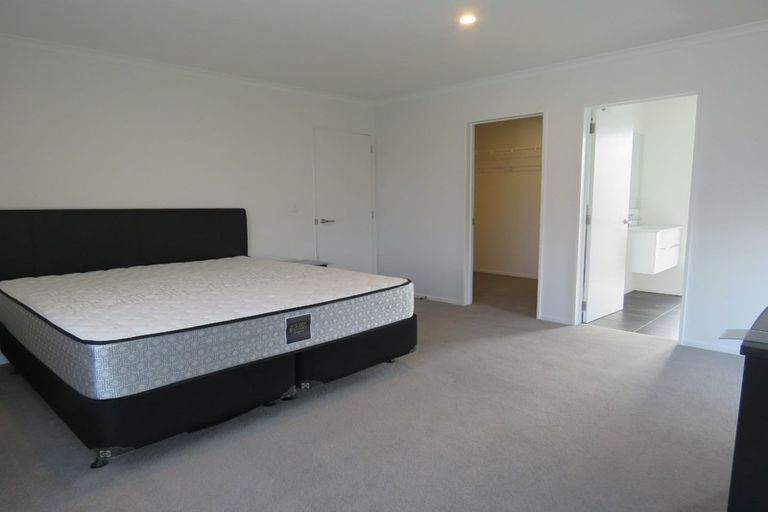Photo of property in 11 George Square West, Wigram, Christchurch, 8025