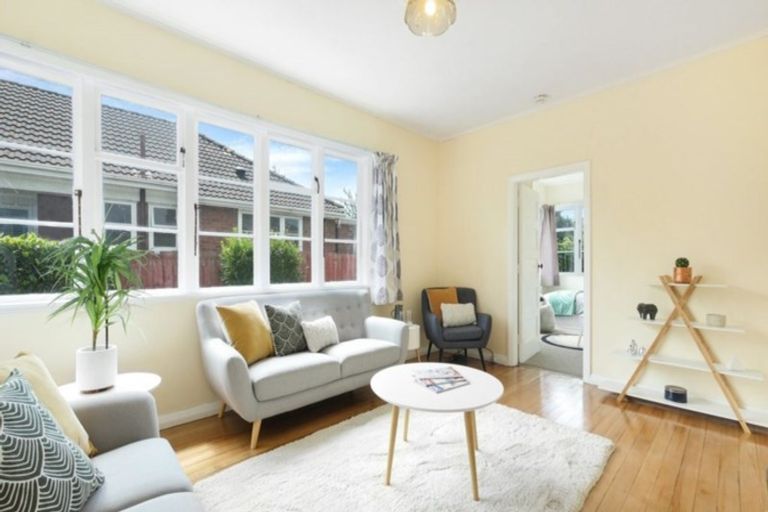 Photo of property in 10 Hillier Place, Spreydon, Christchurch, 8024