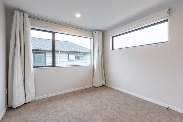Photo of property in 29 Toanui Road, Hobsonville, Auckland, 0616