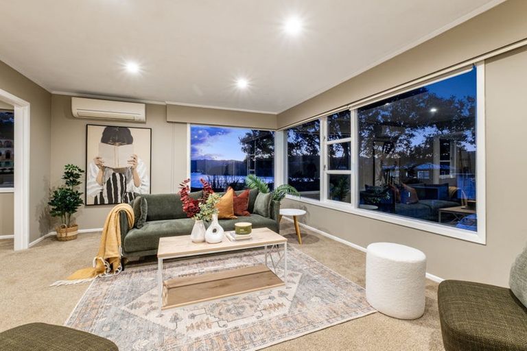 Photo of property in 9 Brora Crescent, Papakowhai, Porirua, 5024