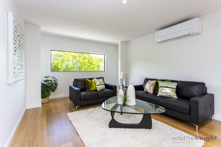 Photo of property in 2/11 Carlton Mill Road, Merivale, Christchurch, 8014