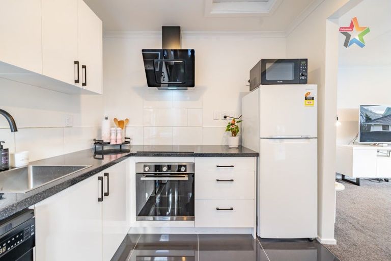 Photo of property in 5/17 Kowhai Street, Naenae, Lower Hutt, 5011