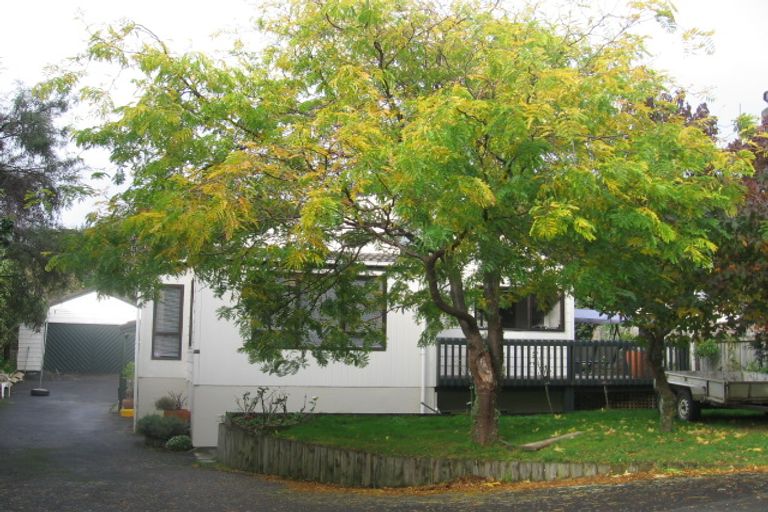 Photo of property in 38 Latitude Close, Whitby, Porirua, 5024