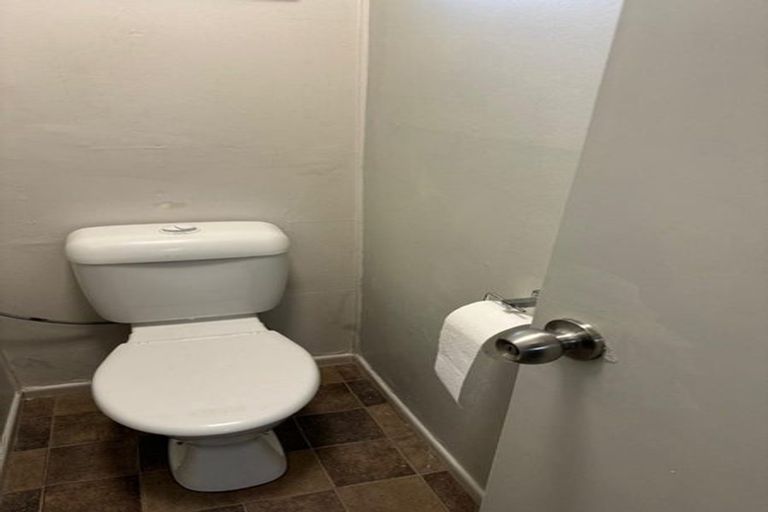 Photo of property in 4 Jenkins Place, Manurewa East, Auckland, 2102