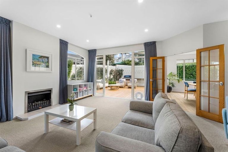 Photo of property in 1/6 Campbell Road, Takapuna, Auckland, 0622
