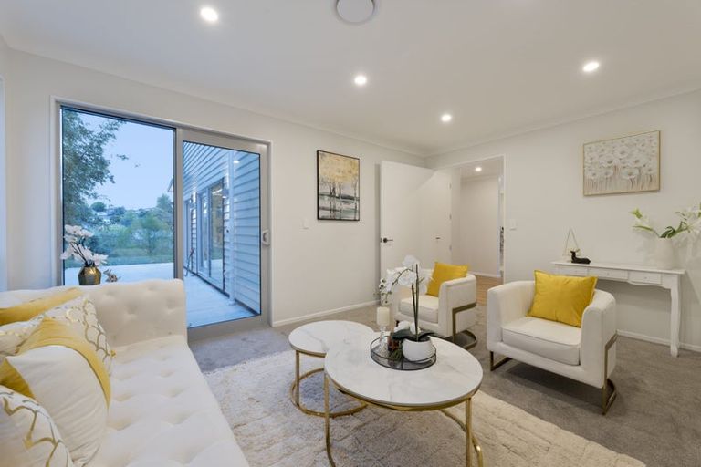 Photo of property in 41d Candia Road, Swanson, Auckland, 0614