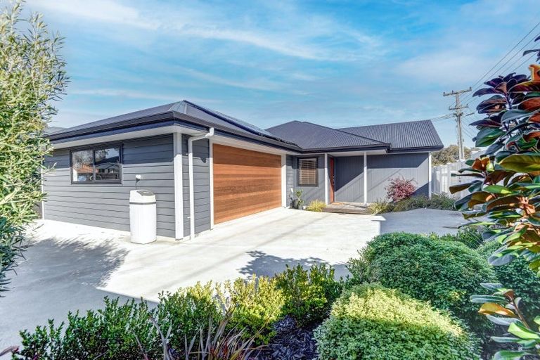 Photo of property in 32 Maxwell Avenue, Durie Hill, Whanganui, 4500