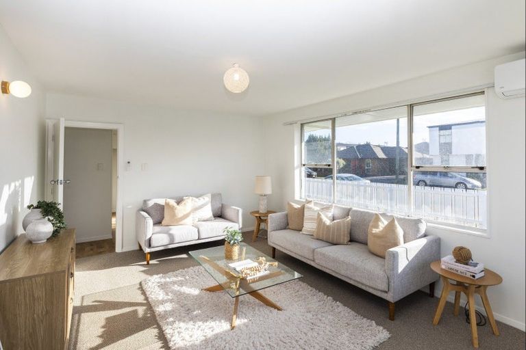 Photo of property in 35 Clive Street, Phillipstown, Christchurch, 8011